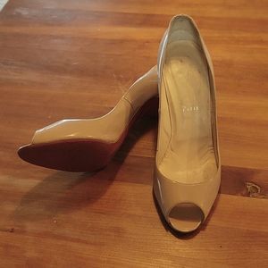 Christian Louboutin open toe heels 42